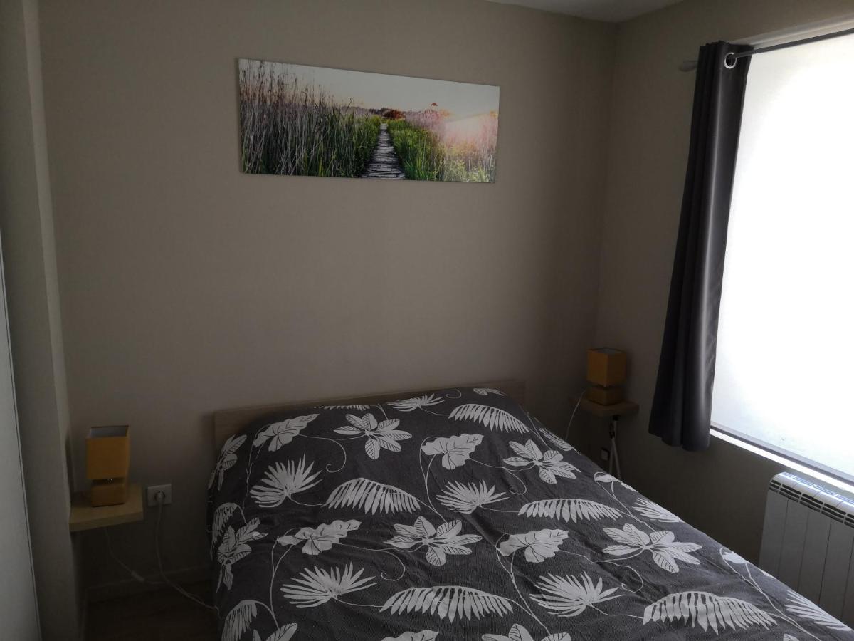 Les Iris, Malo Les Bains, 350 M De La Plage Apartment Dunkirk Bagian luar foto