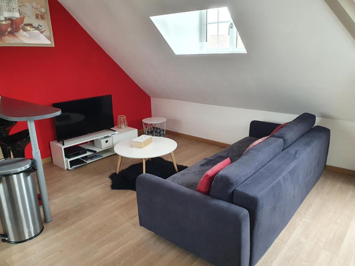 Les Iris, Malo Les Bains, 350 M De La Plage Apartment Dunkirk Bagian luar foto