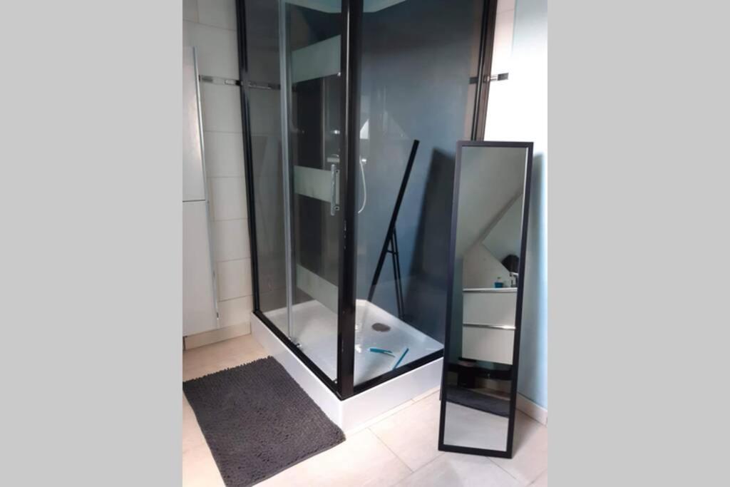Les Iris, Malo Les Bains, 350 M De La Plage Apartment Dunkirk Bagian luar foto